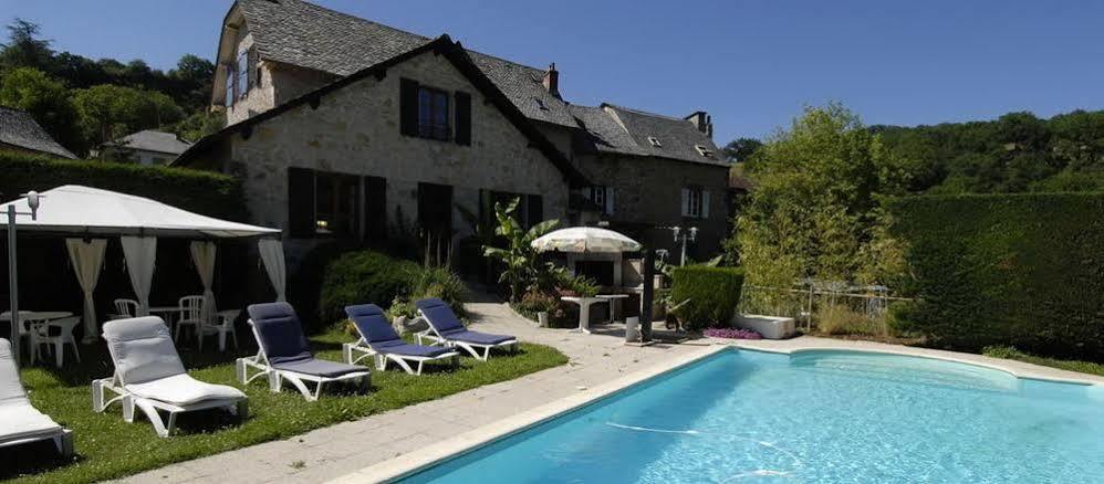 Logis Hotel Restaurant L'Auberge Du Chateau Muret-le-Chateau Bagian luar foto